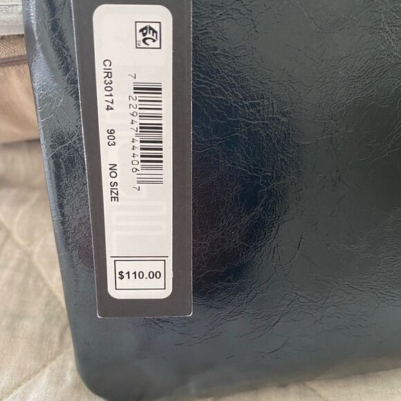 💼NWT Malibu Convertible Wristlet, Circus by Sam Edelman, Versatile, Multi Use - Picture 5 of 12